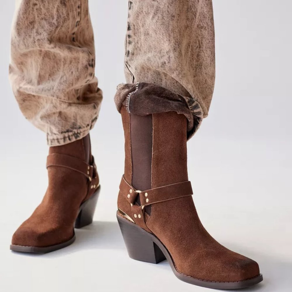 Urban‎ Outfitters Lola Square Toe Boots Brown or Black Faux Leather/Suede NIB